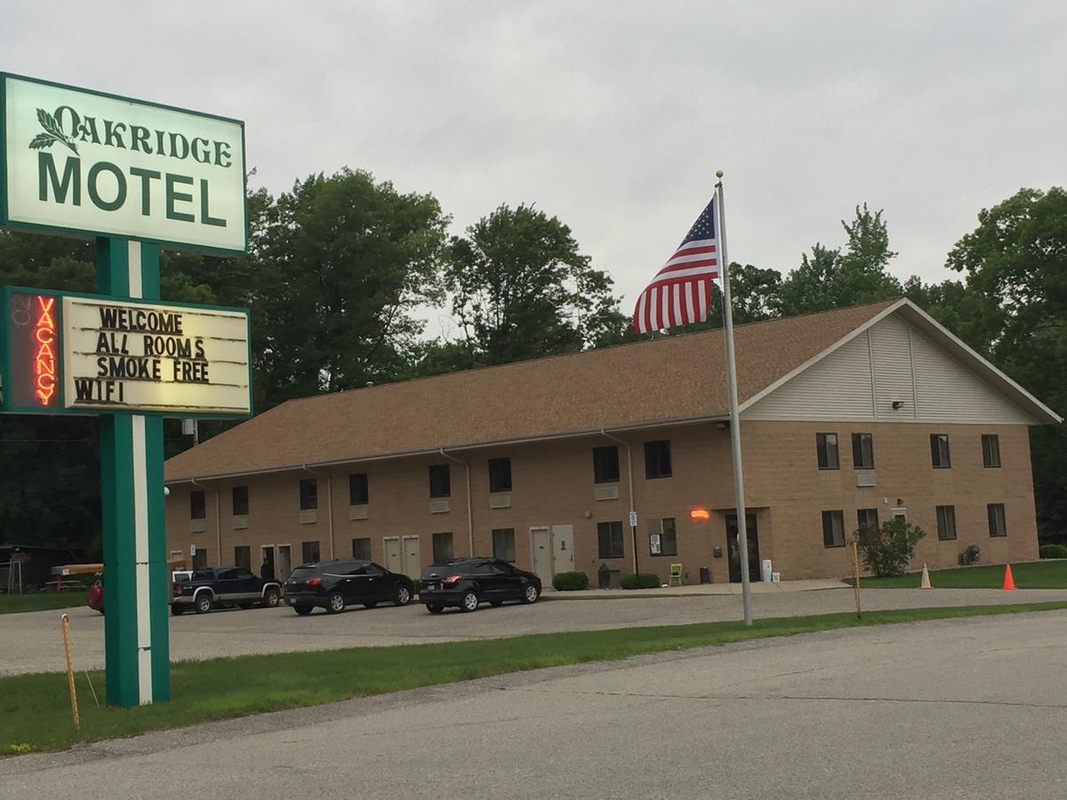 Oakridge Motel Newaygo 外观 照片